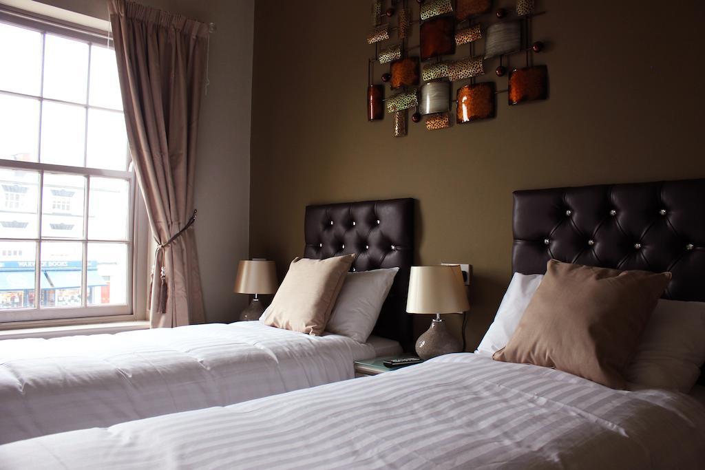 Hotel Tilted Wig à Warwick  Chambre photo